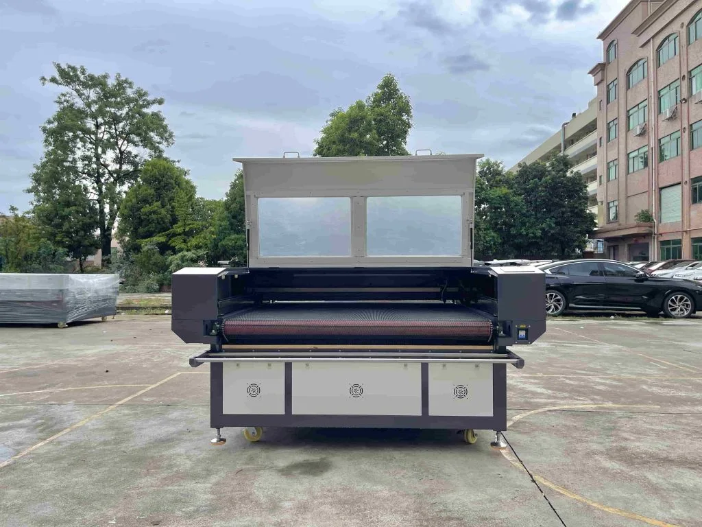 Auto-Feeding Laser Cutting Machine
