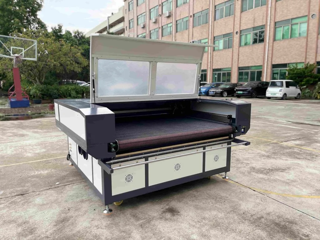 Auto-Feeding Laser Cutting Machine