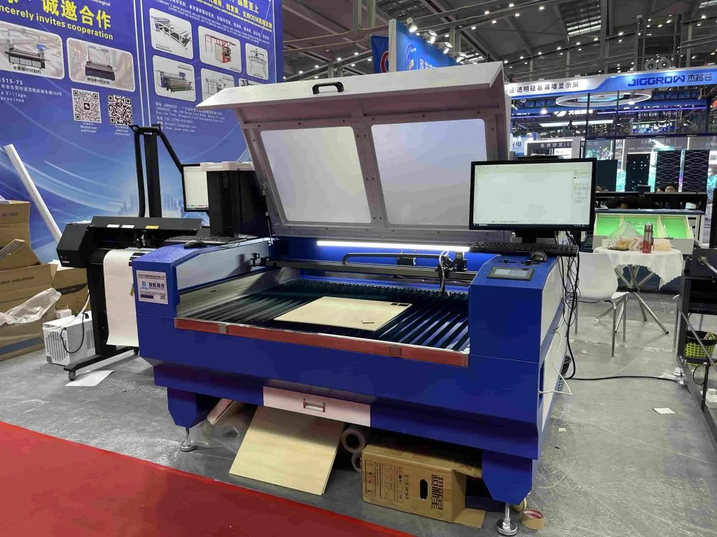 Standard Laser Cutting Machine