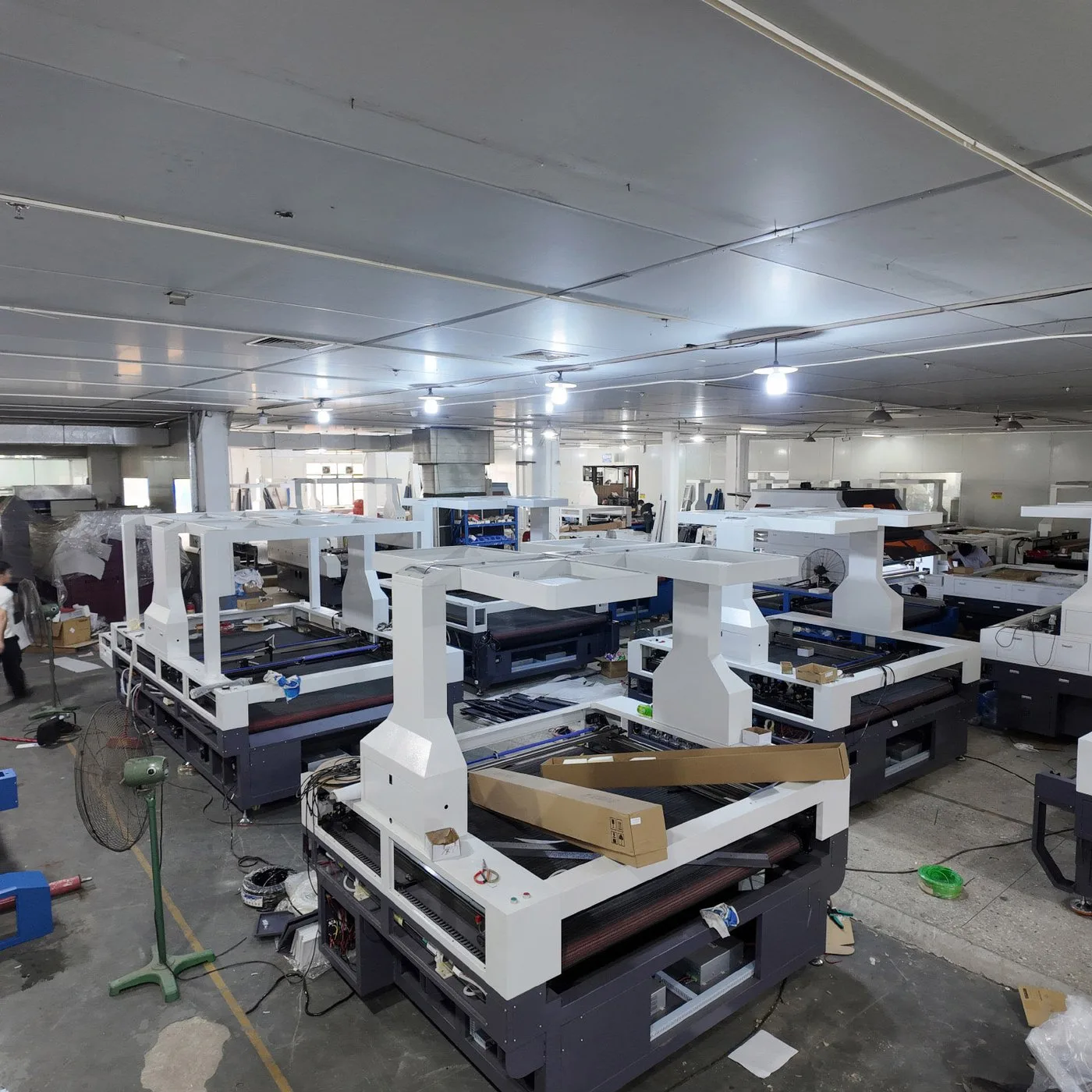 Laser Cutting Machine Assembly Workshop